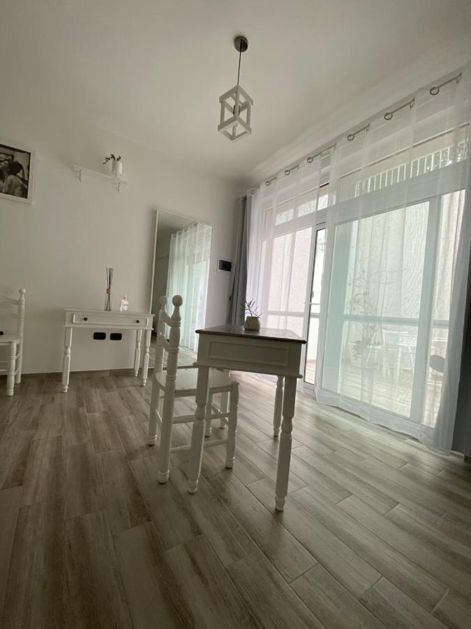 La Casa Di Nina Bed and Breakfast Lecce Exteriör bild