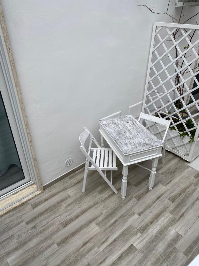 La Casa Di Nina Bed and Breakfast Lecce Exteriör bild